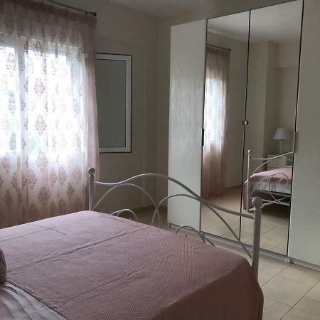 Irina House Pefkohori Daire Dış mekan fotoğraf
