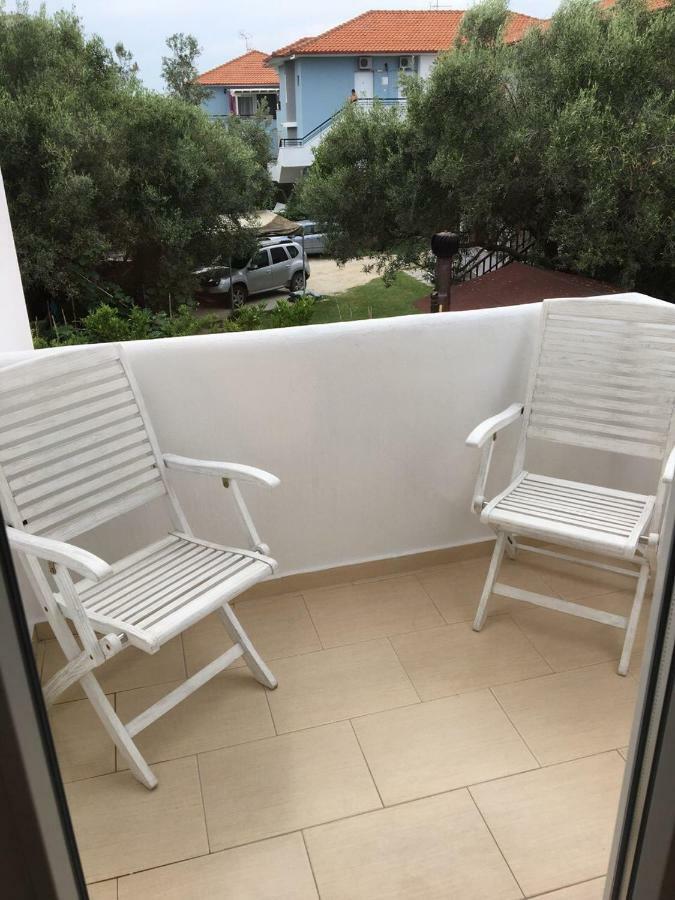 Irina House Pefkohori Daire Dış mekan fotoğraf
