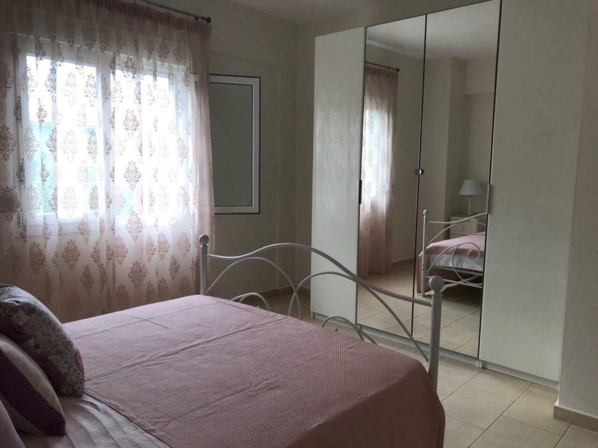 Irina House Pefkohori Daire Dış mekan fotoğraf