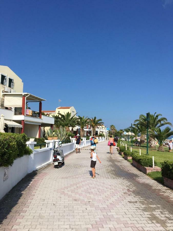 Irina House Pefkohori Daire Dış mekan fotoğraf